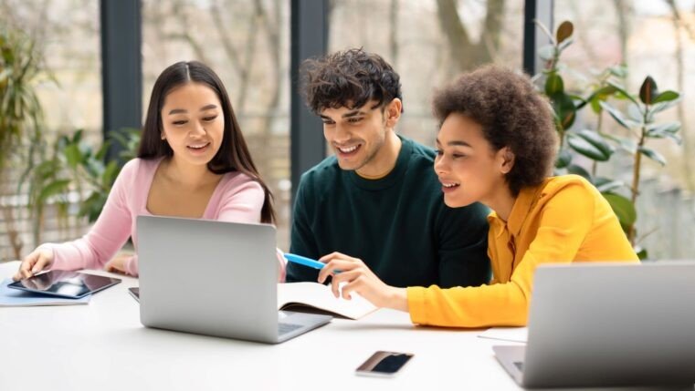 Best Private Student Loan Companies for International Students